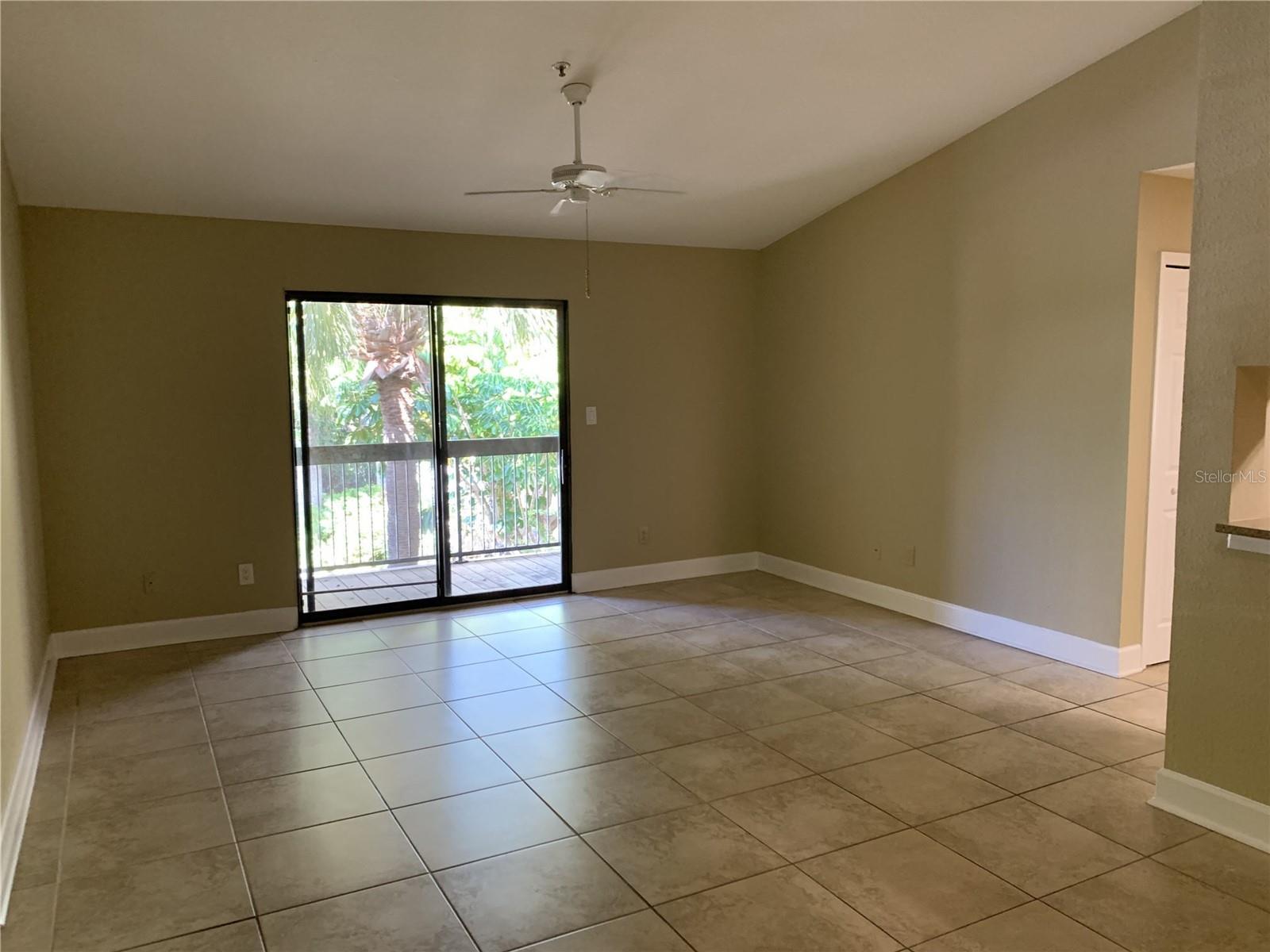 4033 CROCKERS LAKE BLVD #21 — photo 4