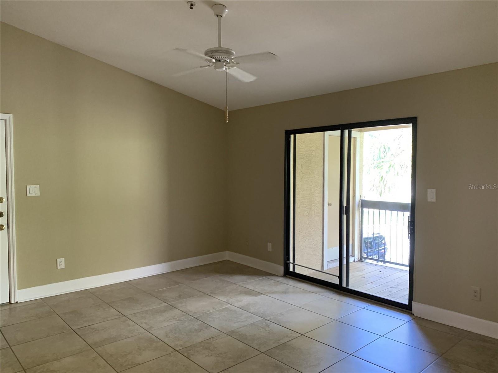 4033 CROCKERS LAKE BLVD #21 — photo 3