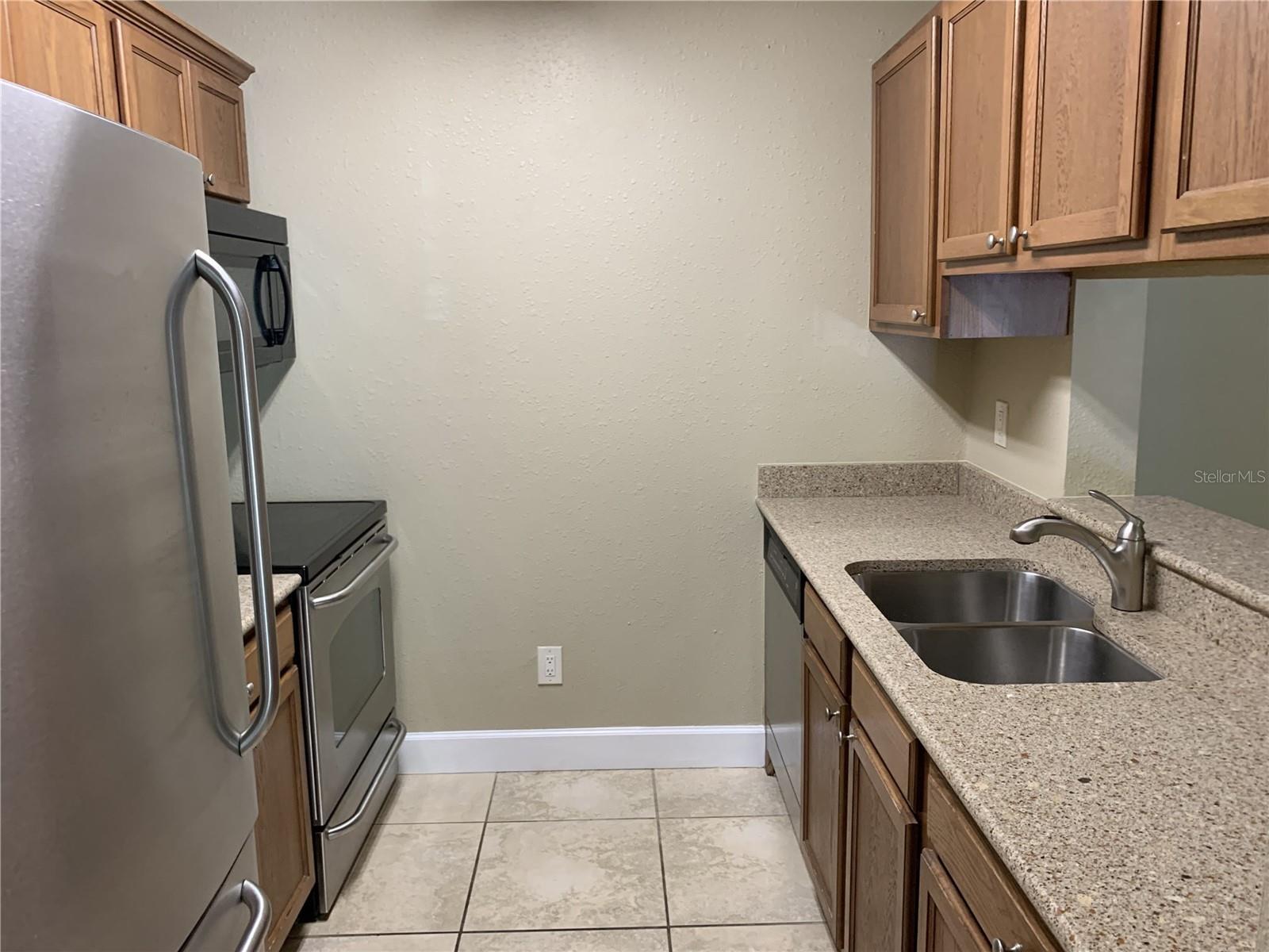 4033 CROCKERS LAKE BLVD #21 — photo 6