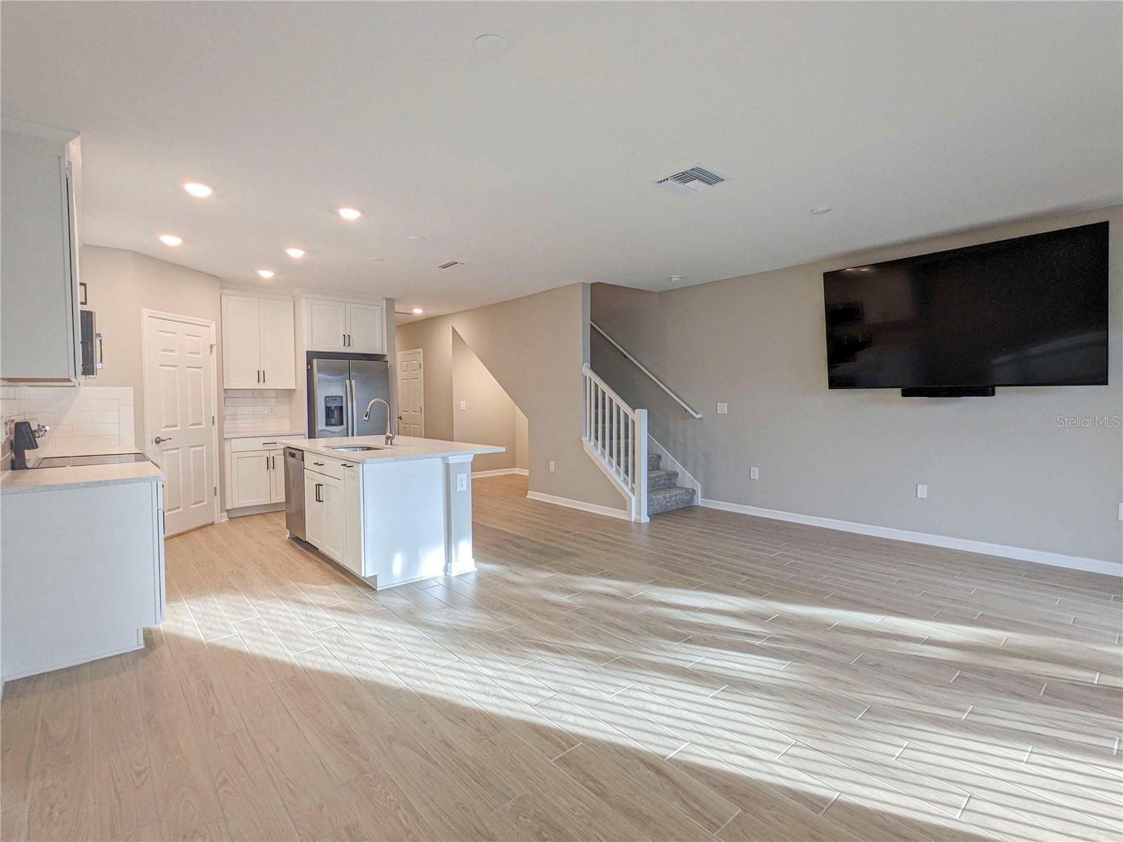 5545 TRIPOLI DR — photo 14