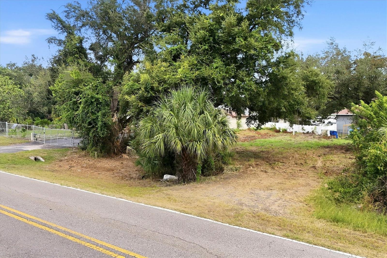 2607 GULF CITY RD — photo 6