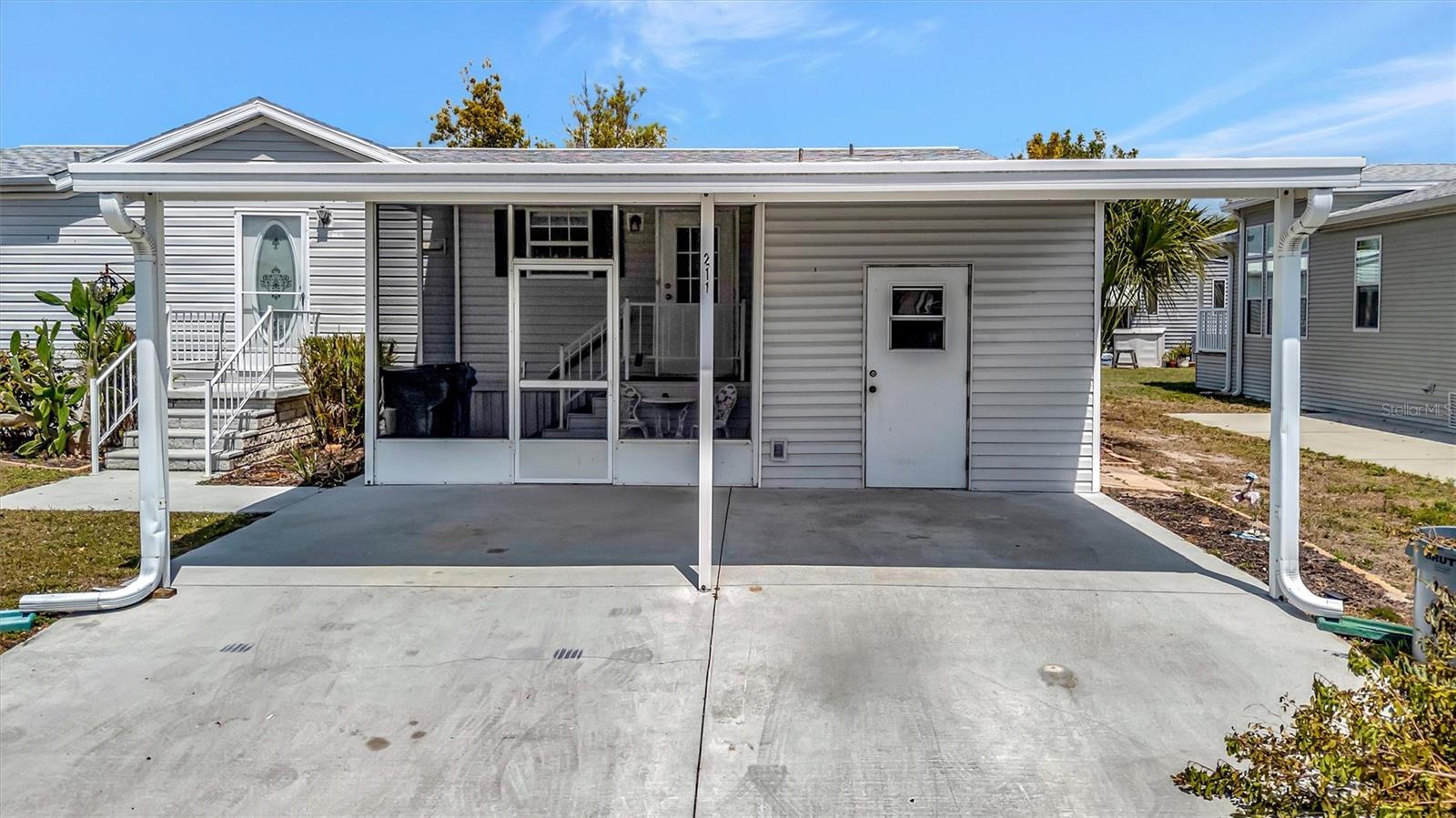 211 S PORT ROYAL LN #523 — photo 3