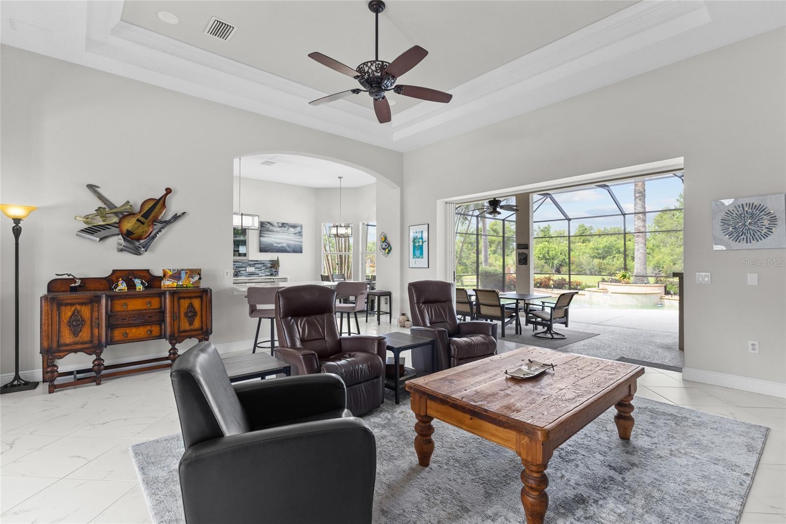 7622 DESERT INN WAY — photo 8