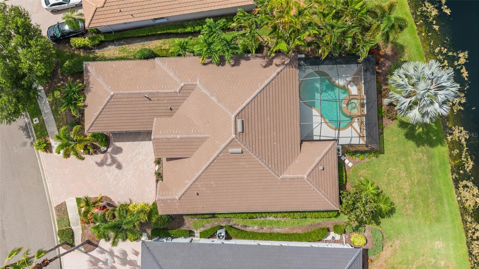 7622 DESERT INN WAY — photo 32