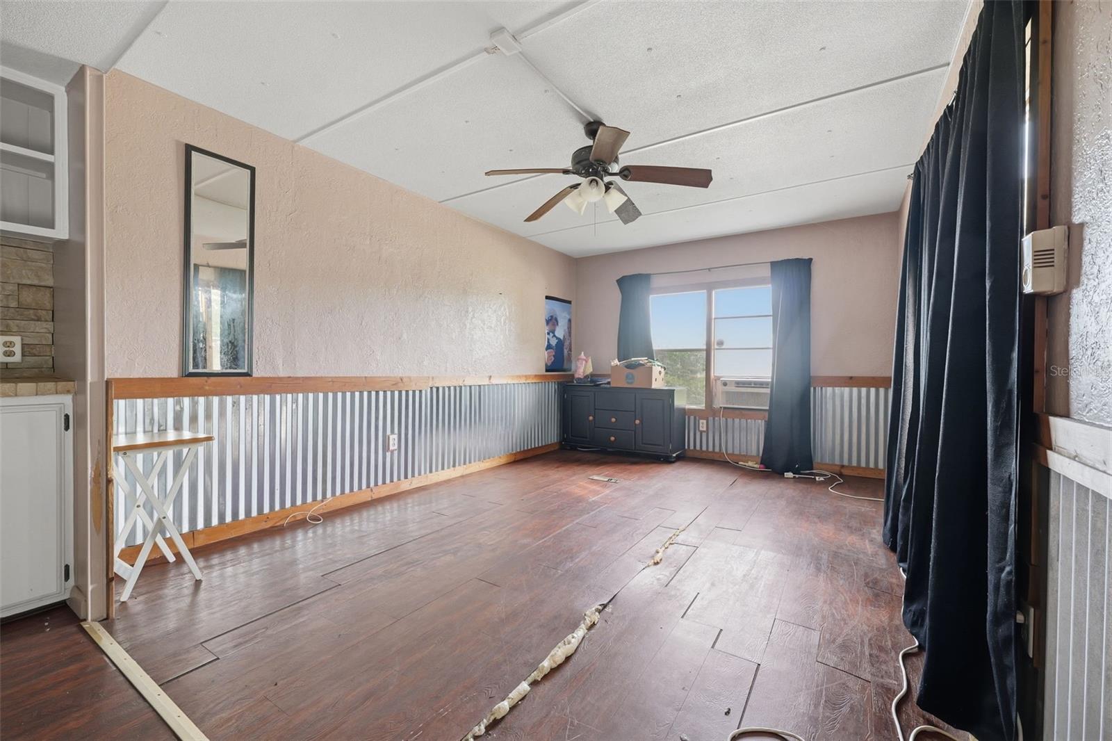 35012 GLOSSON CIR — photo 2