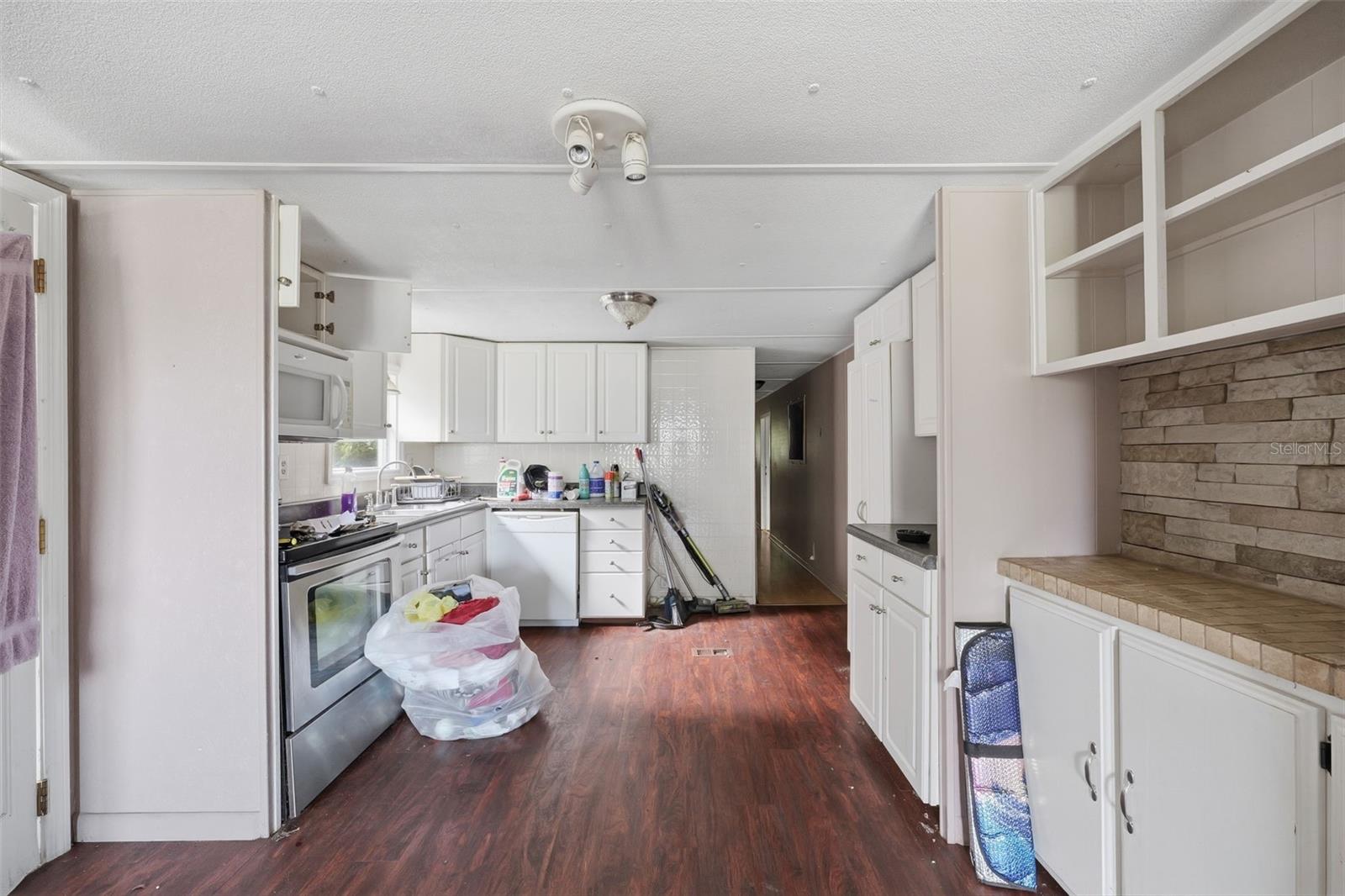 35012 GLOSSON CIR — photo 14