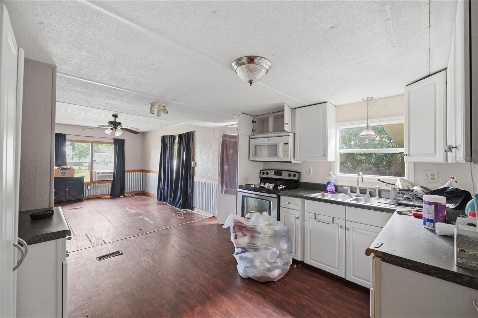 35012 GLOSSON CIR — photo 5