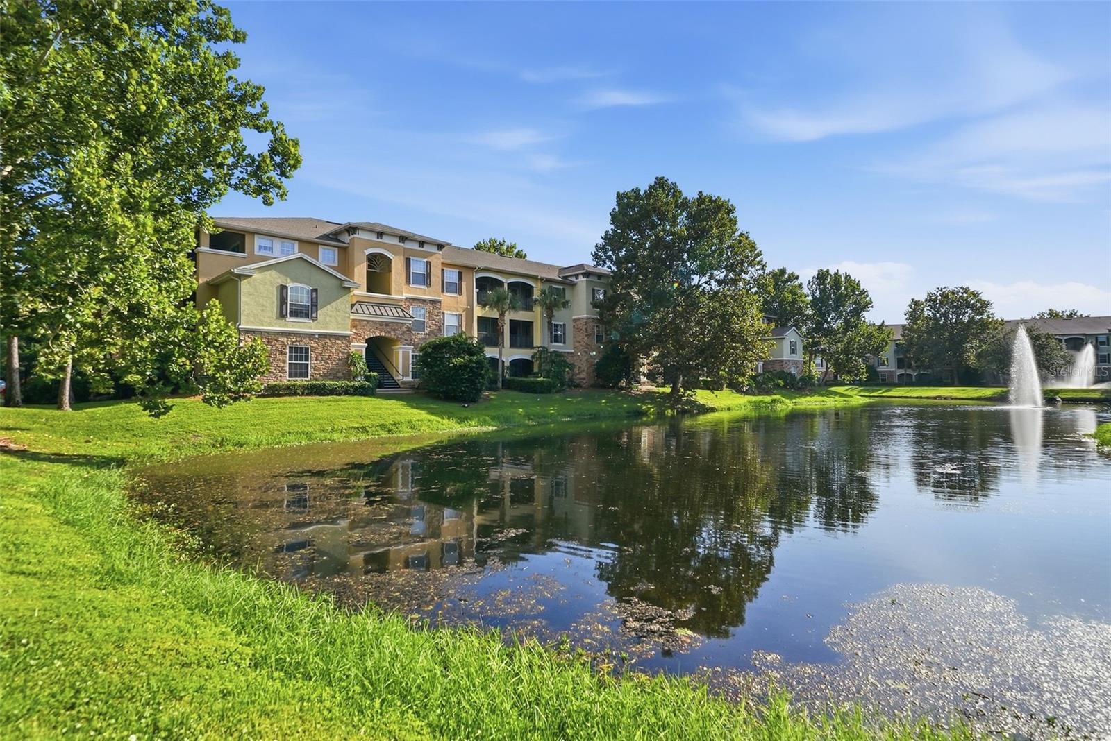 10209 COURTNEY PALMS BLVD #301 — photo 21