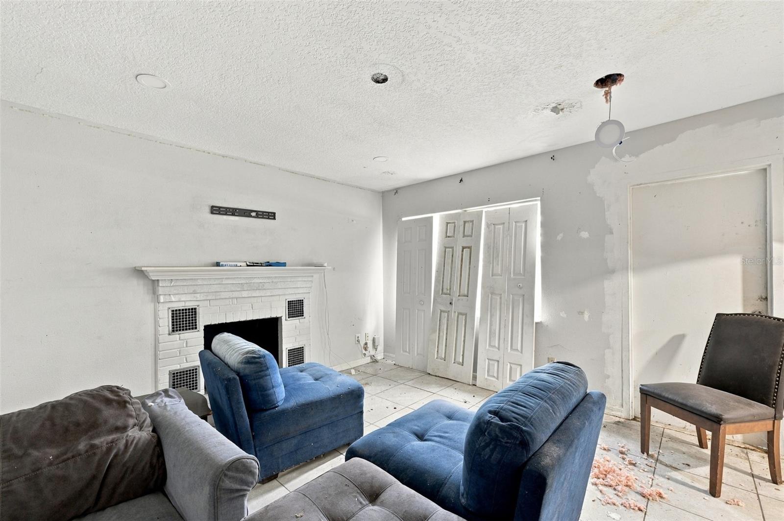 5906 WATSON RD — photo 20