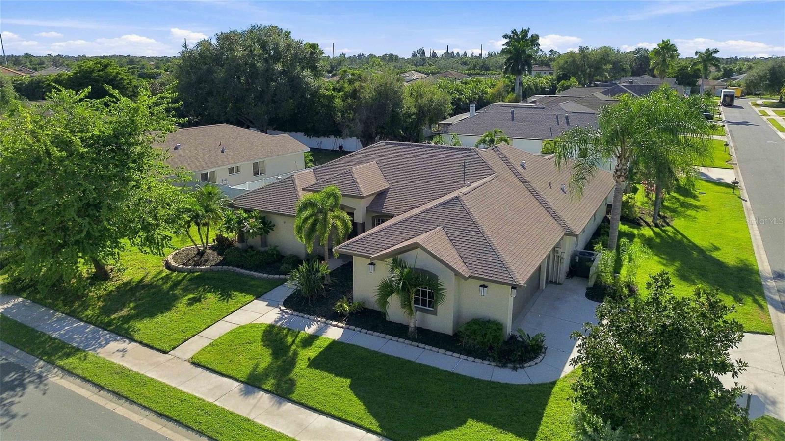 6274 AVENTURA DR — photo 57