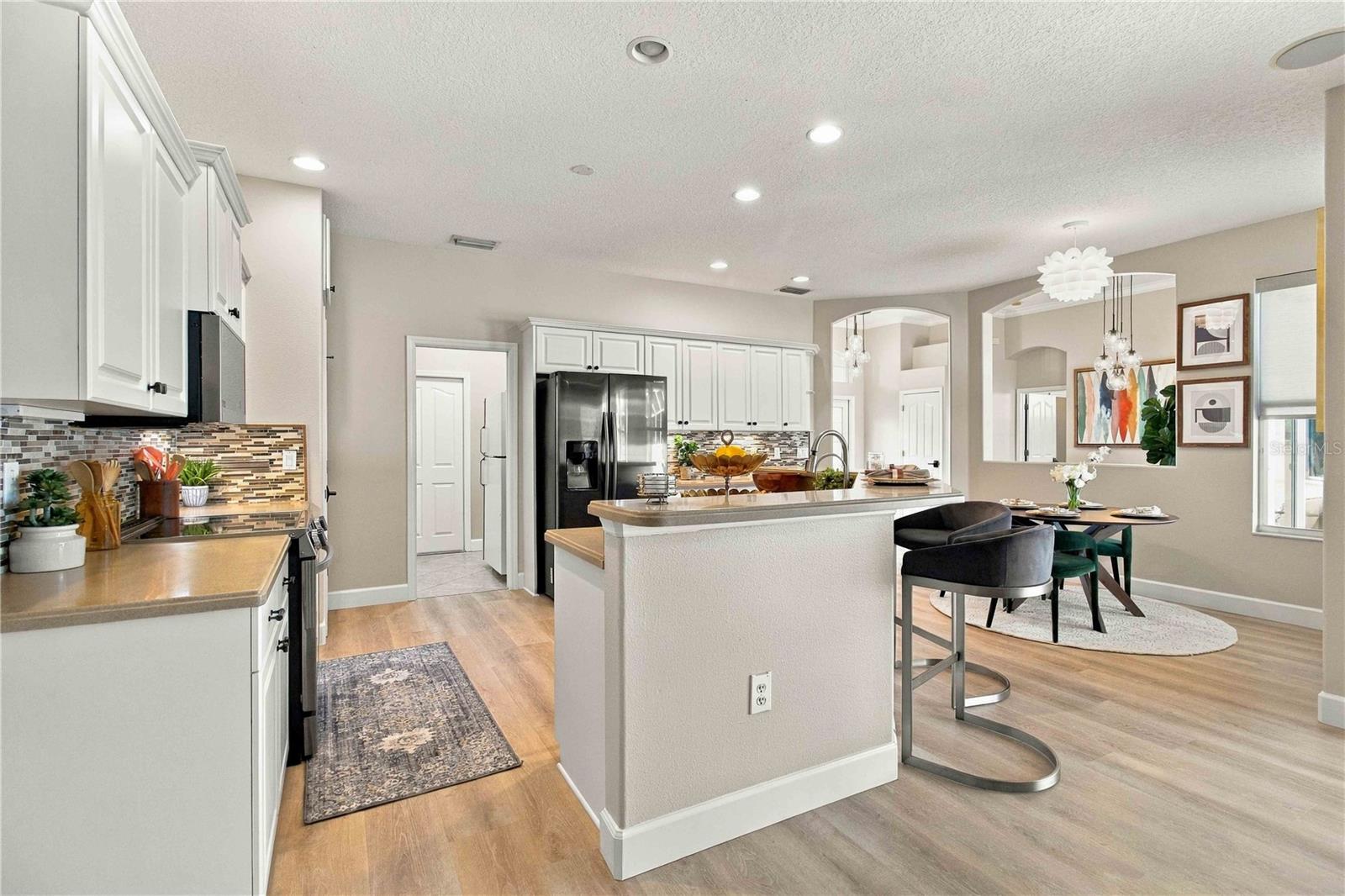 6274 AVENTURA DR — photo 17