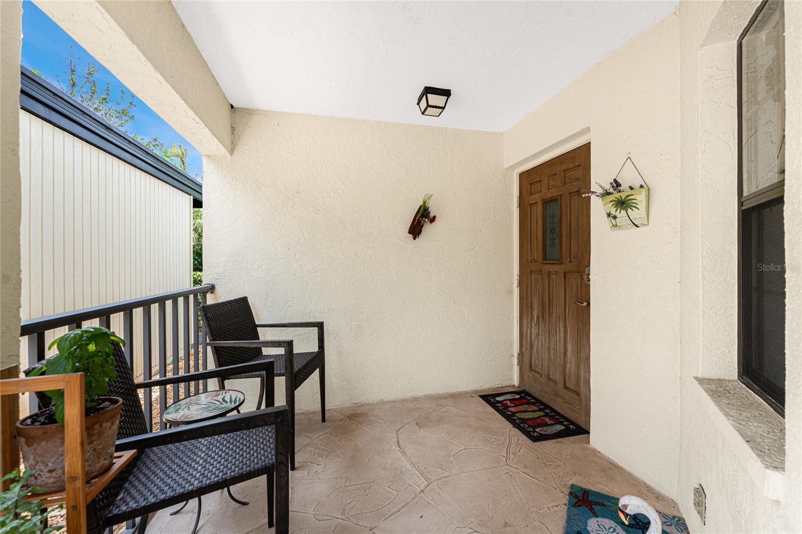 511 PINE HOLLOW CIR #511 — photo 3