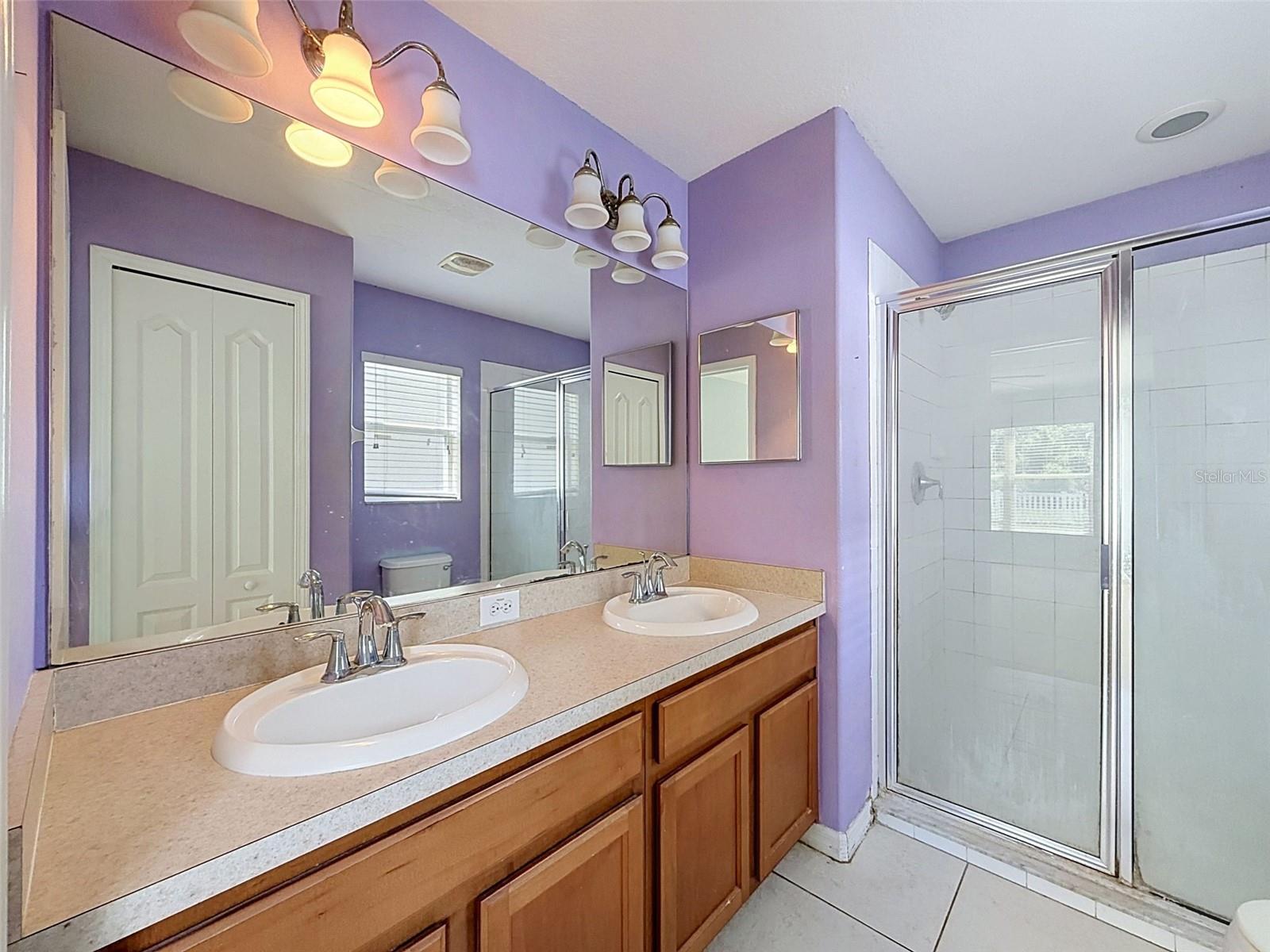 12611 CHENWOOD AVE — photo 9
