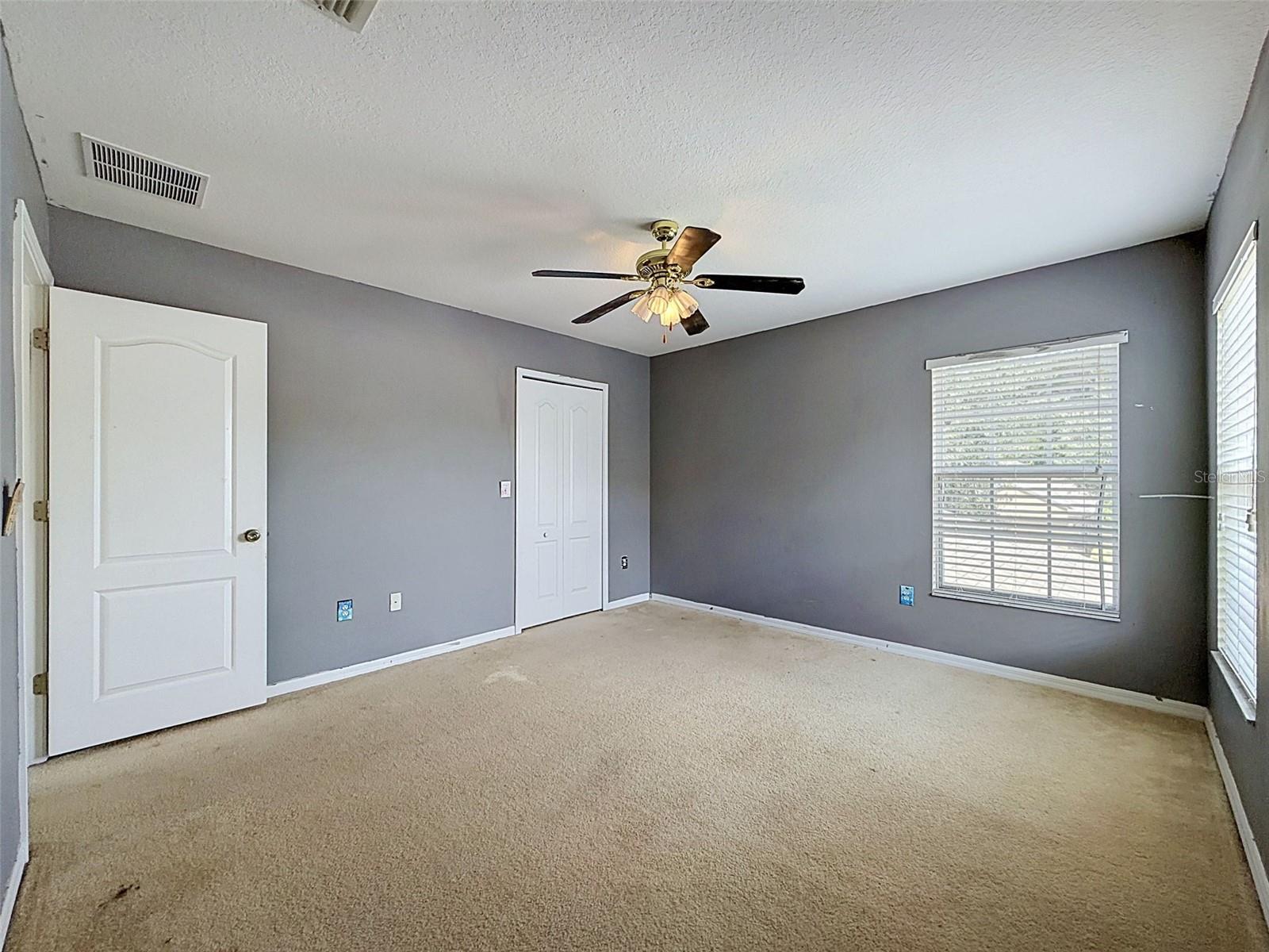 12611 CHENWOOD AVE — photo 11
