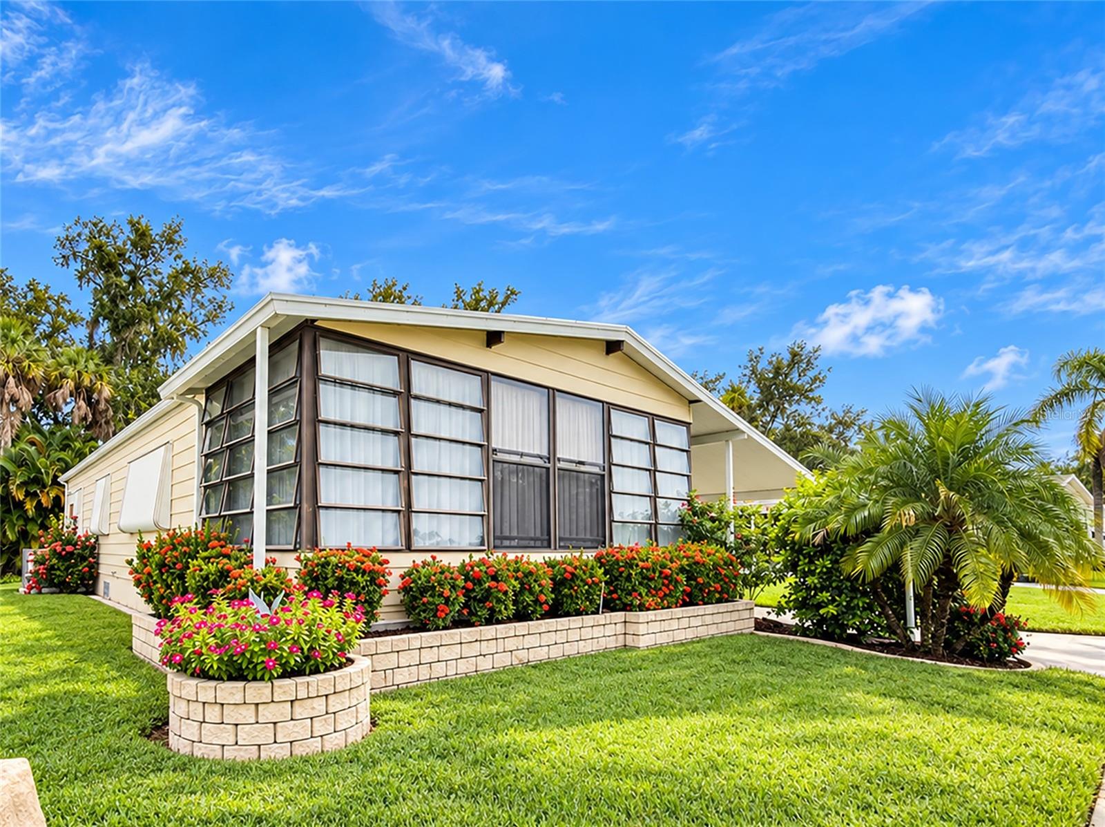 15 MEADOWLARK CIR — photo 4