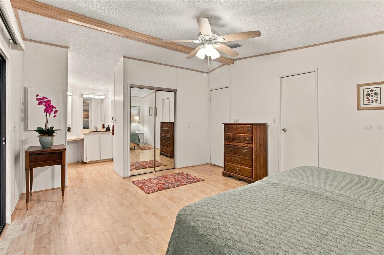 15 MEADOWLARK CIR — photo 42