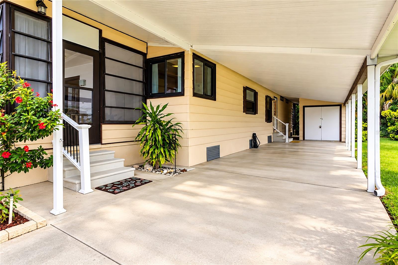 15 MEADOWLARK CIR — photo 6