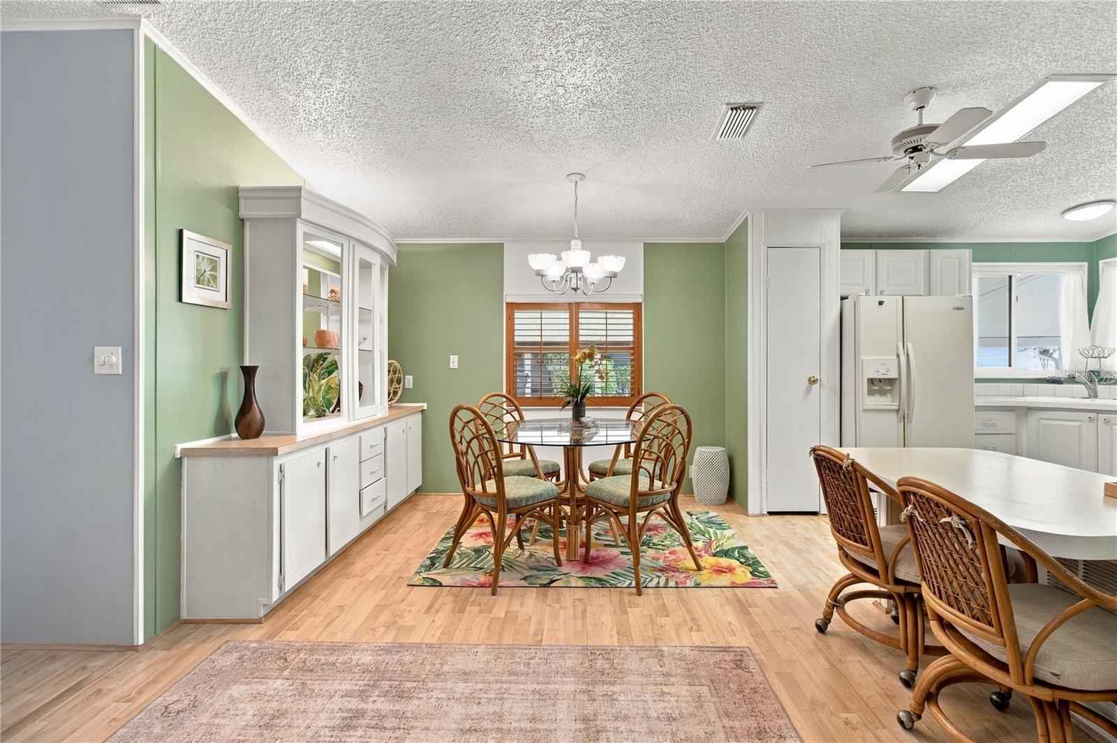 15 MEADOWLARK CIR — photo 25