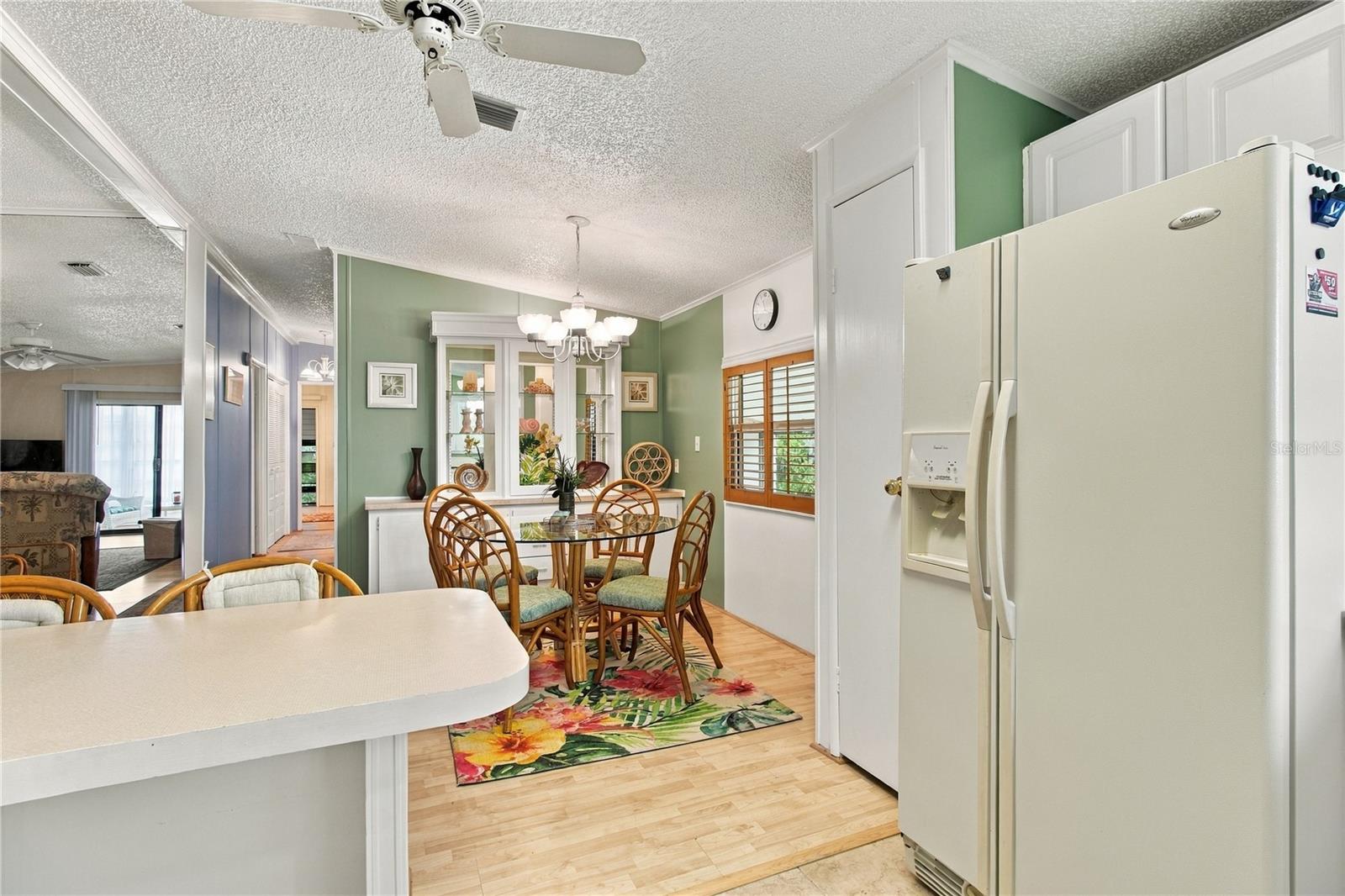 15 MEADOWLARK CIR — photo 32