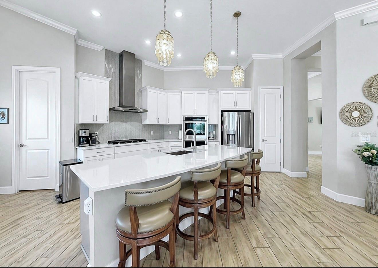 954 SIGNET DR — photo 9