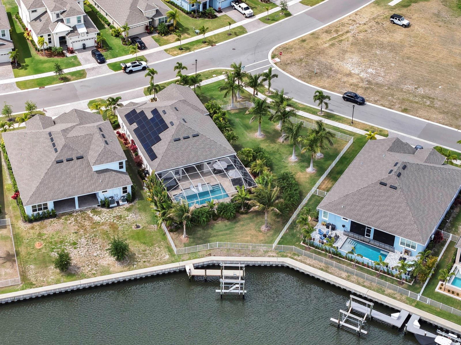 954 SIGNET DR — photo 46