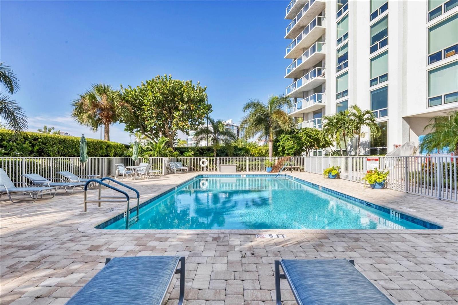 1111 N GULFSTREAM AVE #6A — photo 31