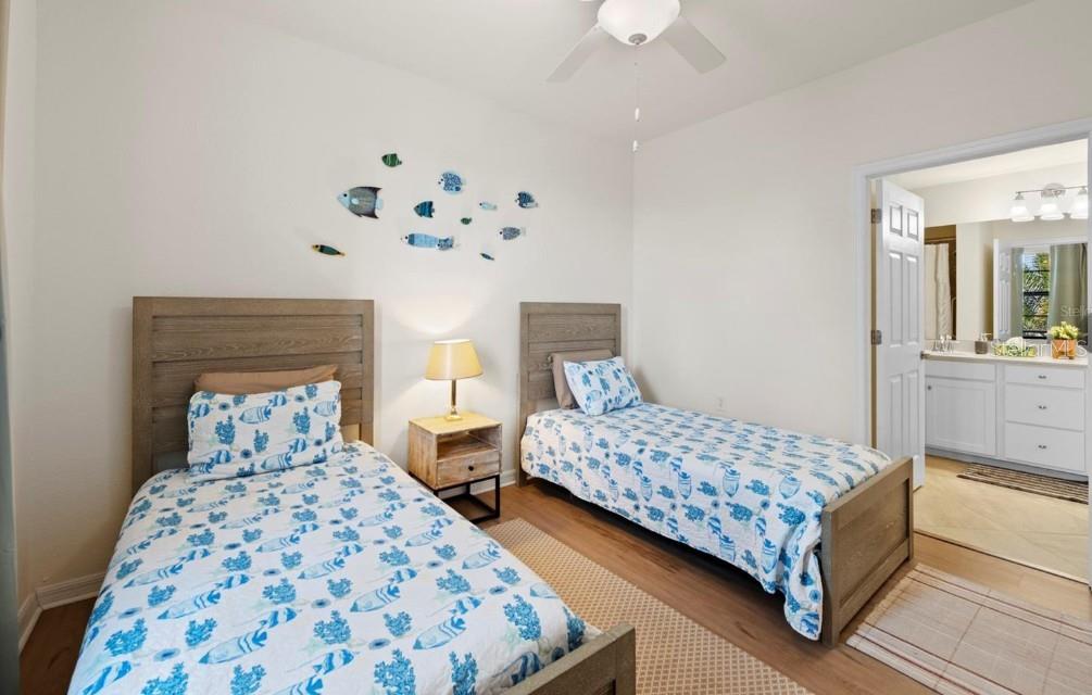 17704 GAWTHROP DR #201 — photo 9