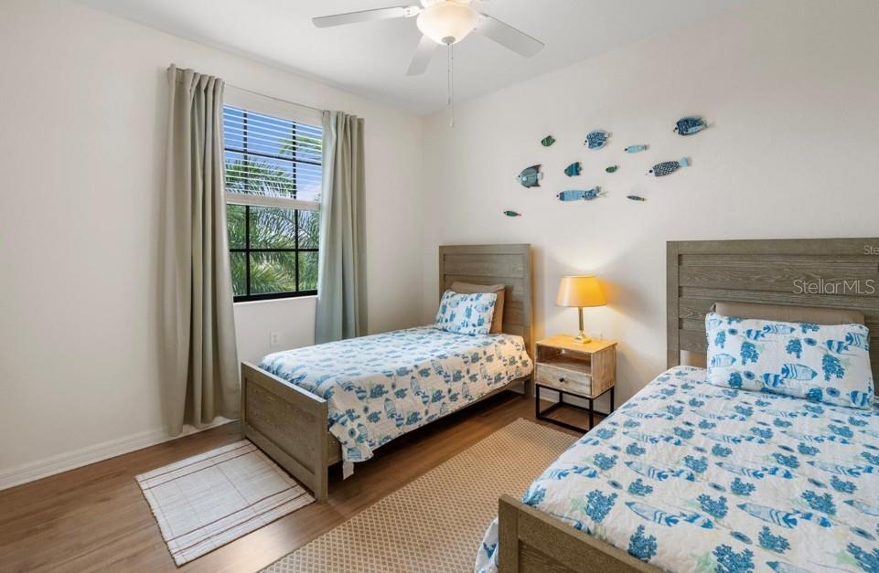 17704 GAWTHROP DR #201 — photo 10