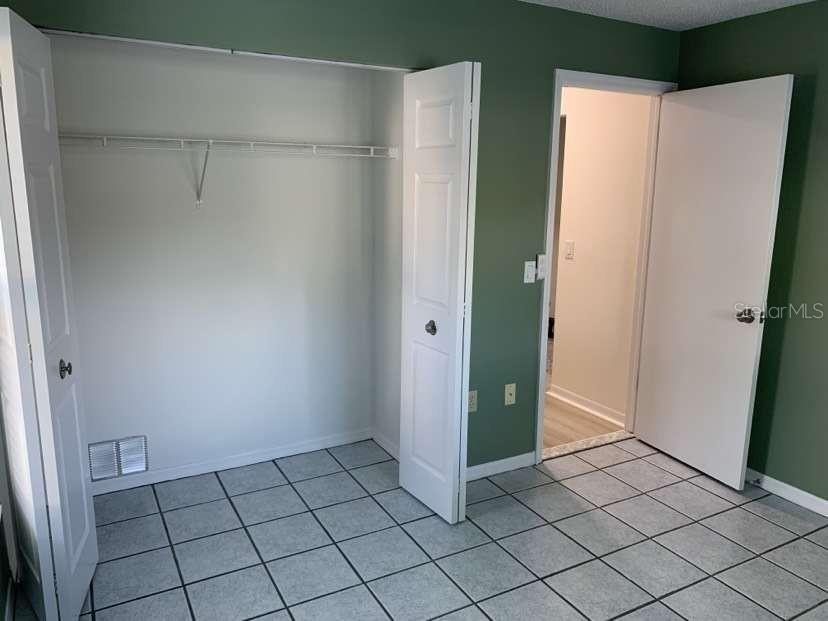 13136 CYPRESS HILL DR — photo 19