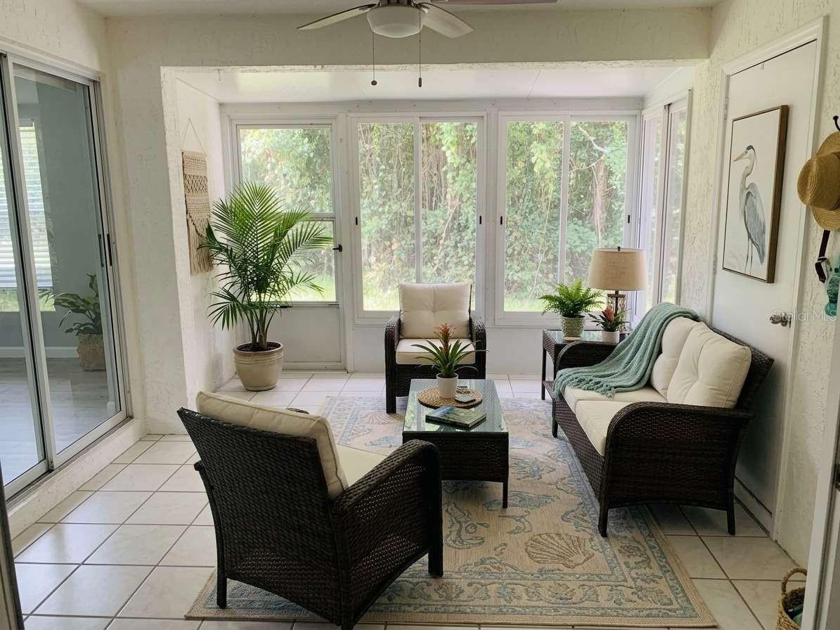 13136 CYPRESS HILL DR — photo 9