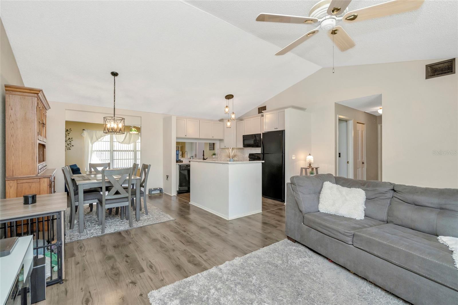 7508 COMO DR — photo 9