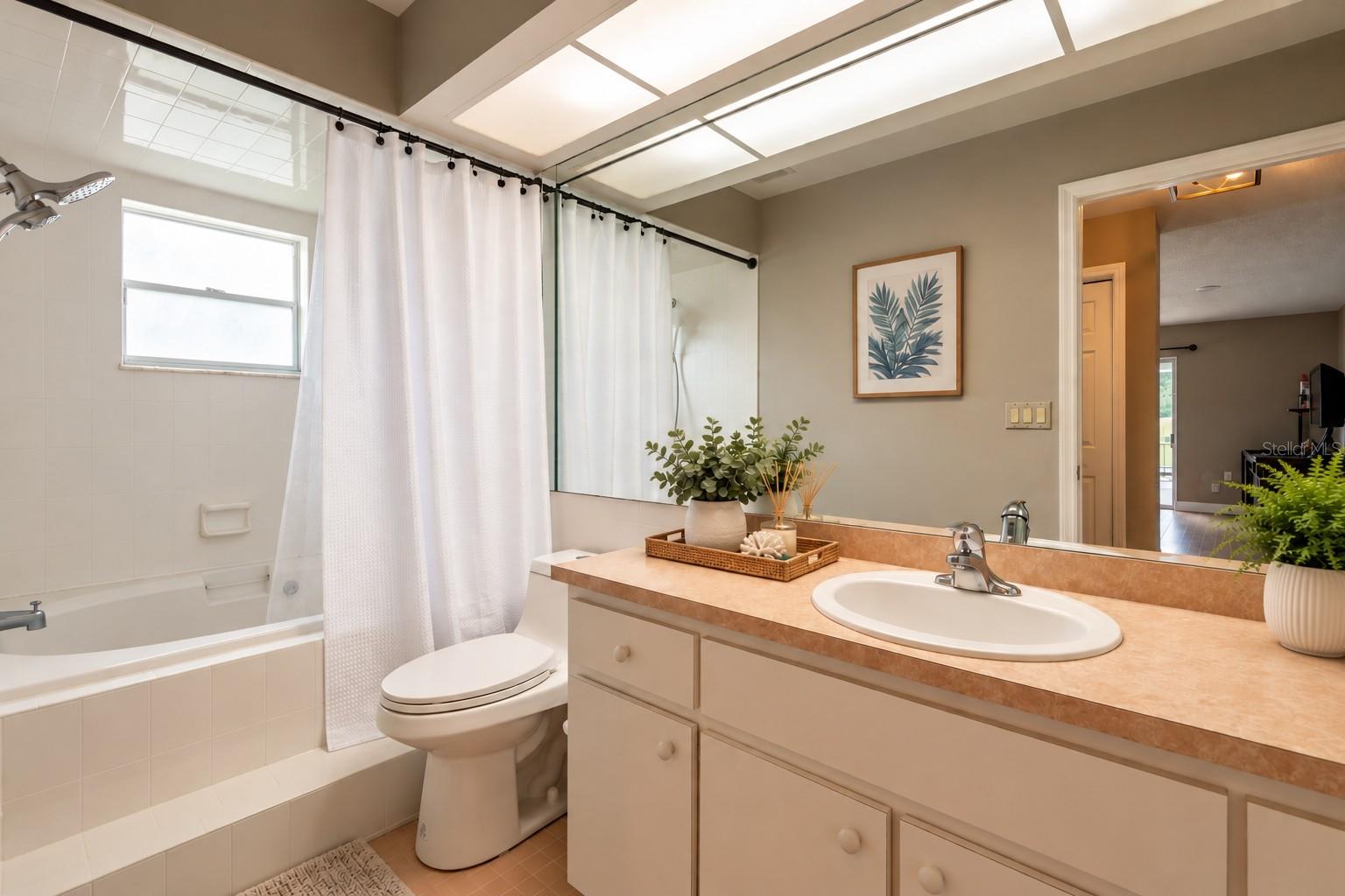 9713 LOMALINDA CT — photo 27