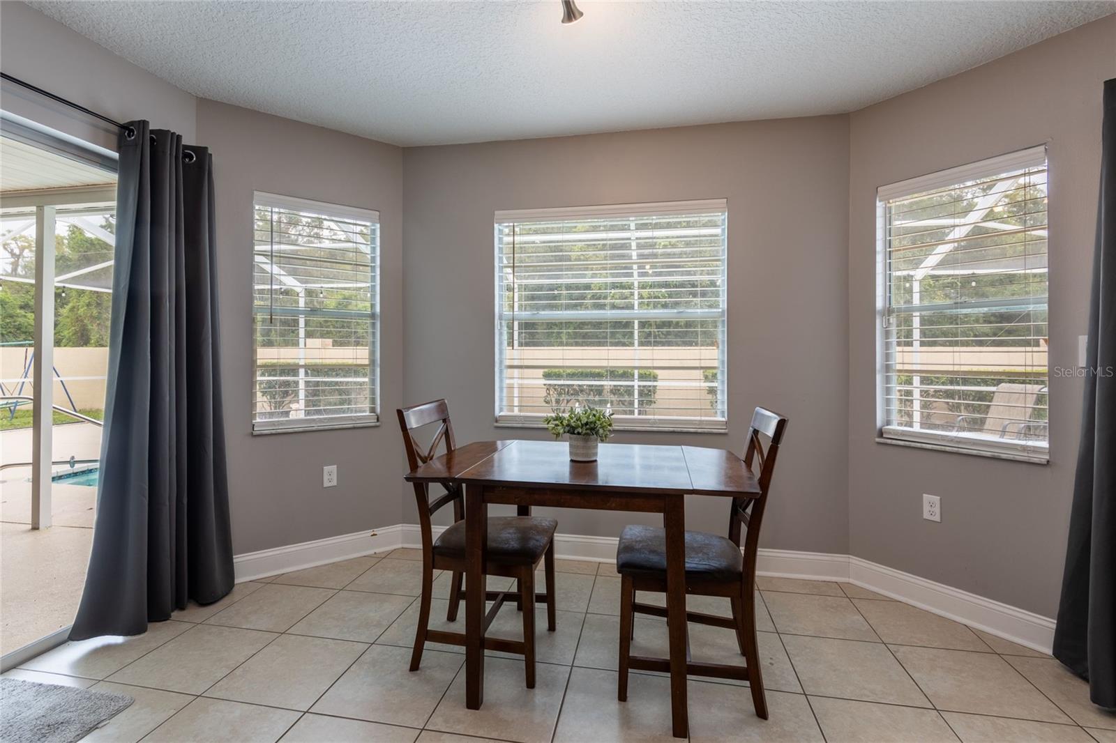 9713 LOMALINDA CT — photo 19