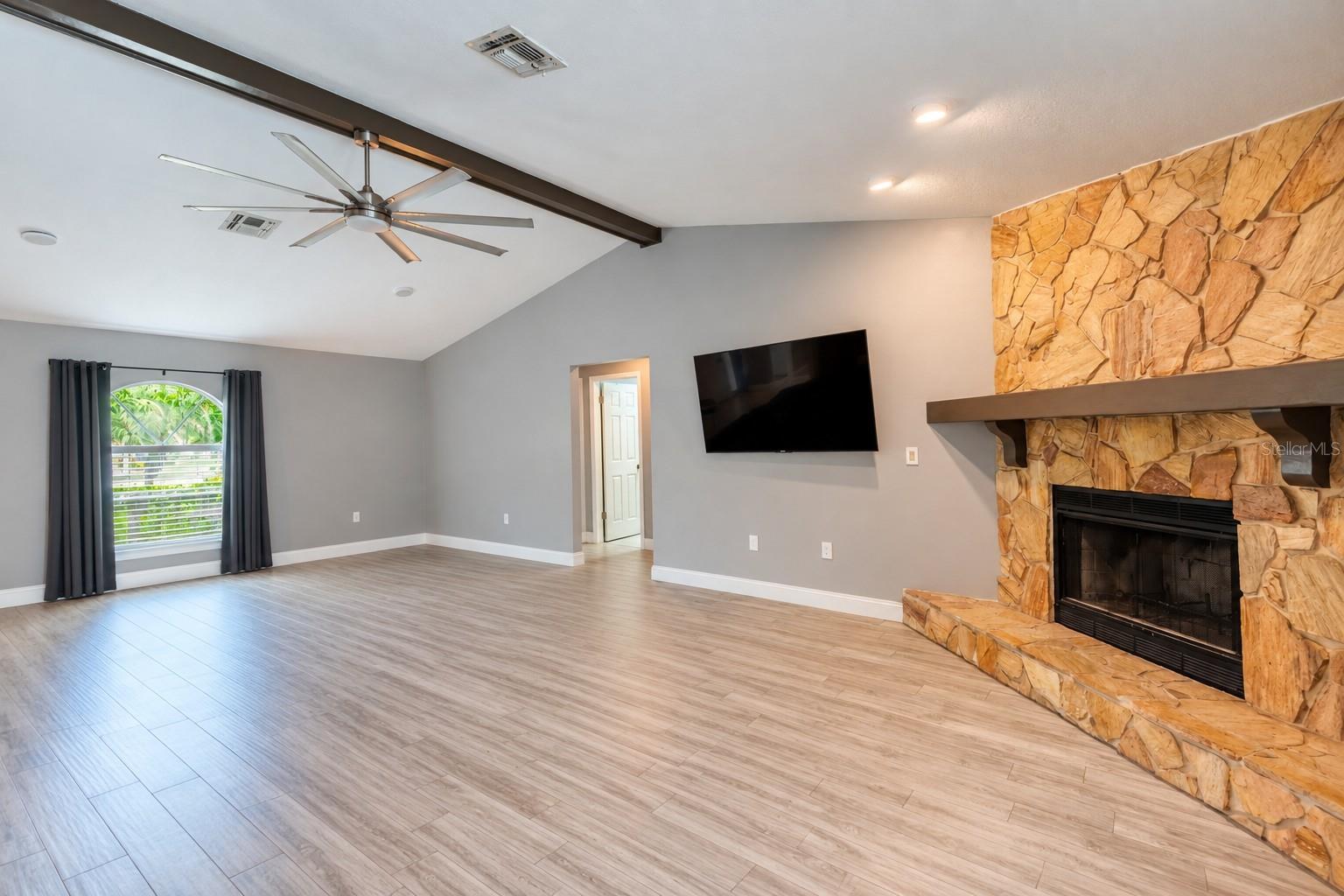 9713 LOMALINDA CT — photo 7