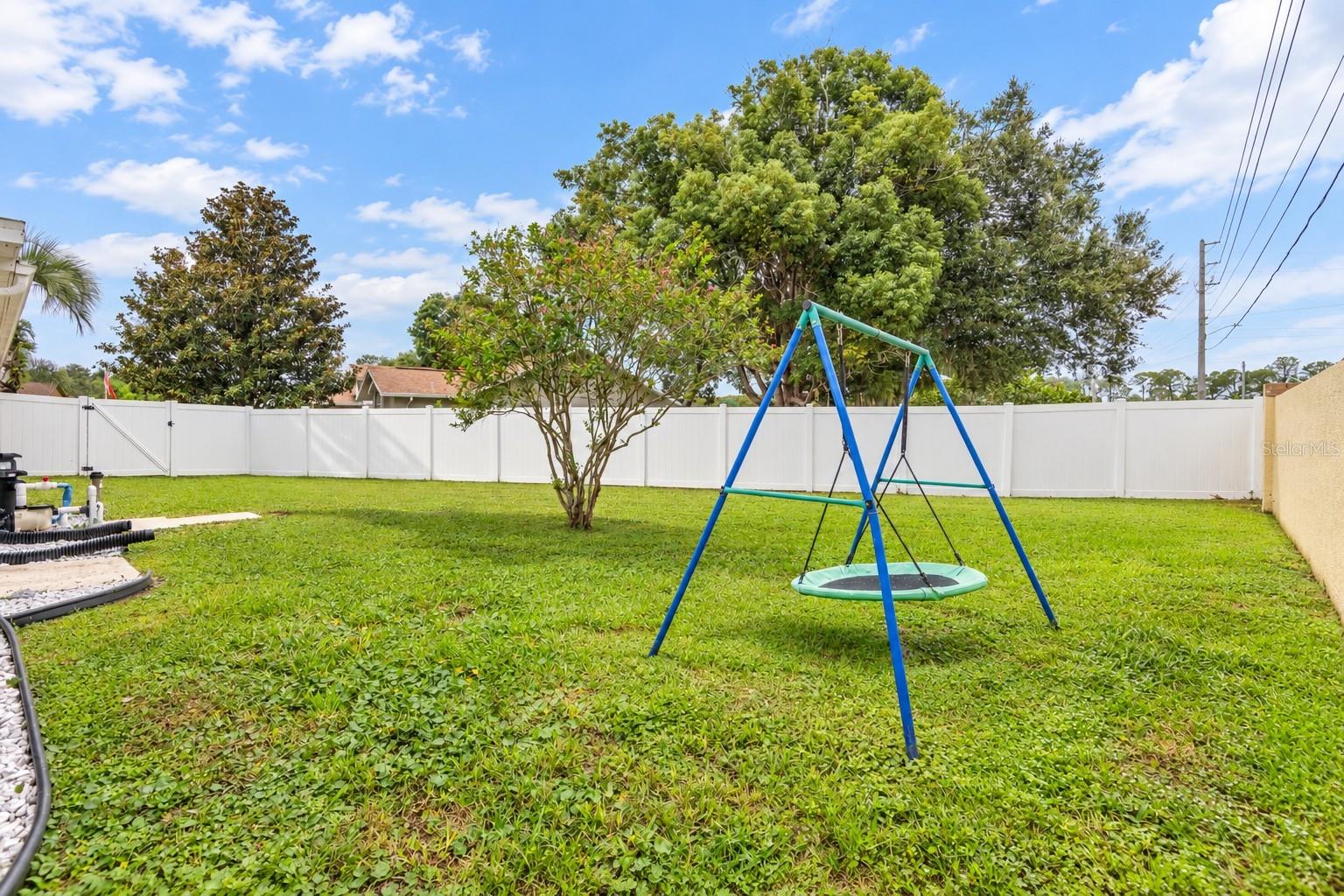 9713 LOMALINDA CT — photo 36