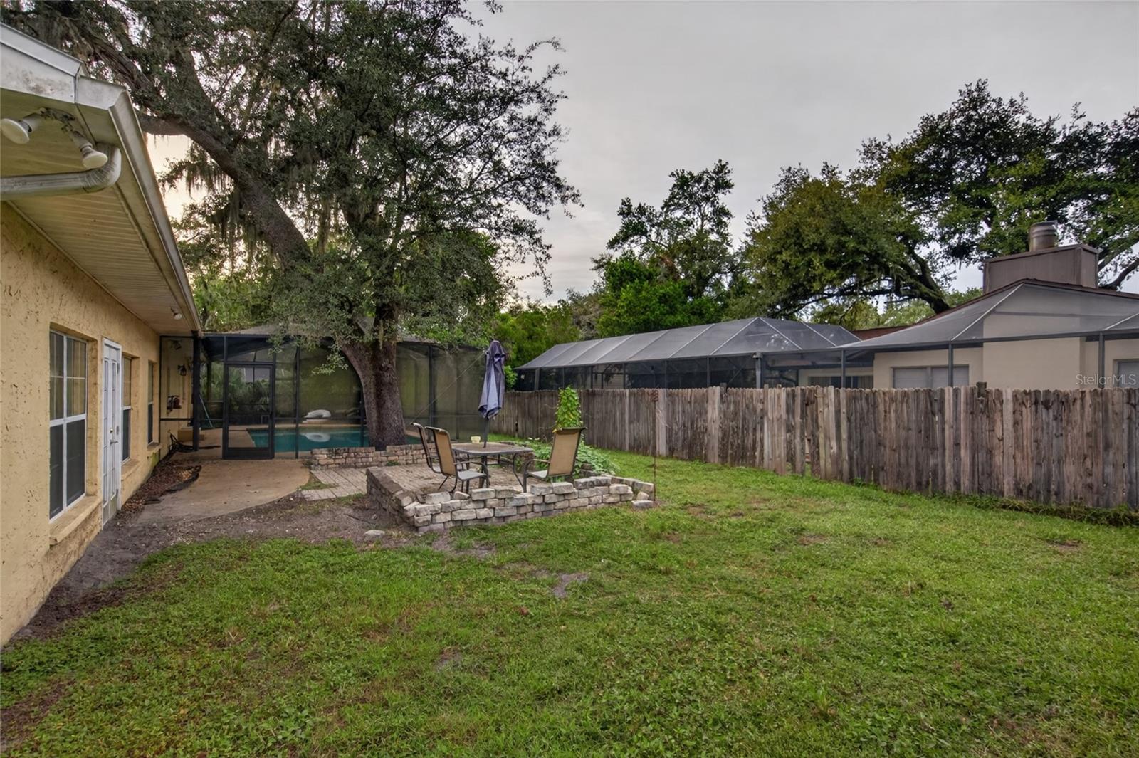 531 GARRARD DR — photo 36