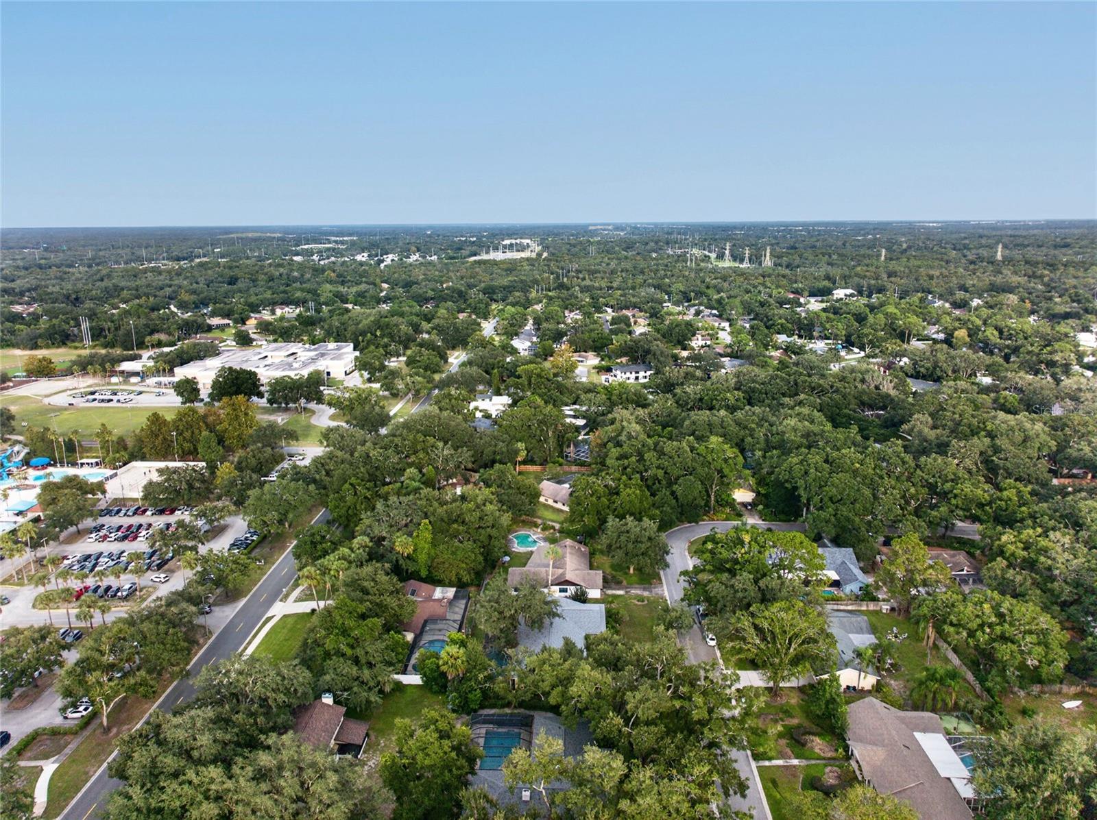531 GARRARD DR — photo 46