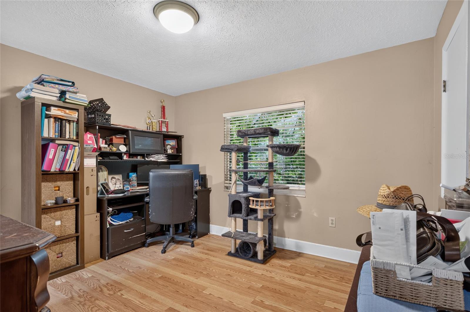 531 GARRARD DR — photo 30