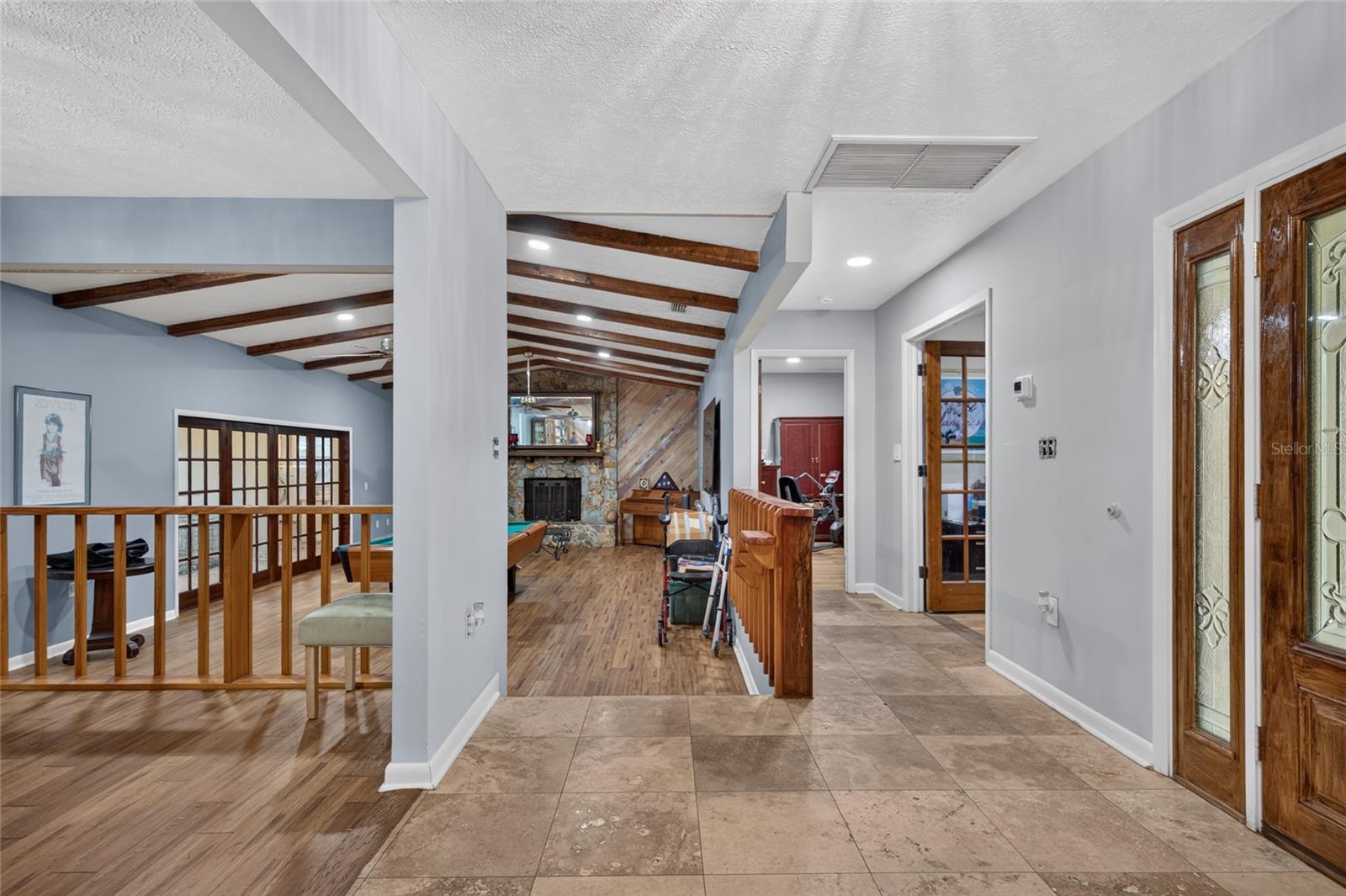 531 GARRARD DR — photo 19