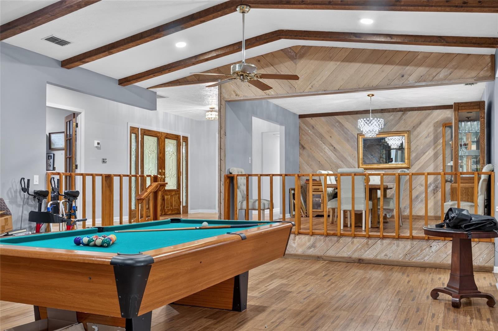 531 GARRARD DR — photo 18