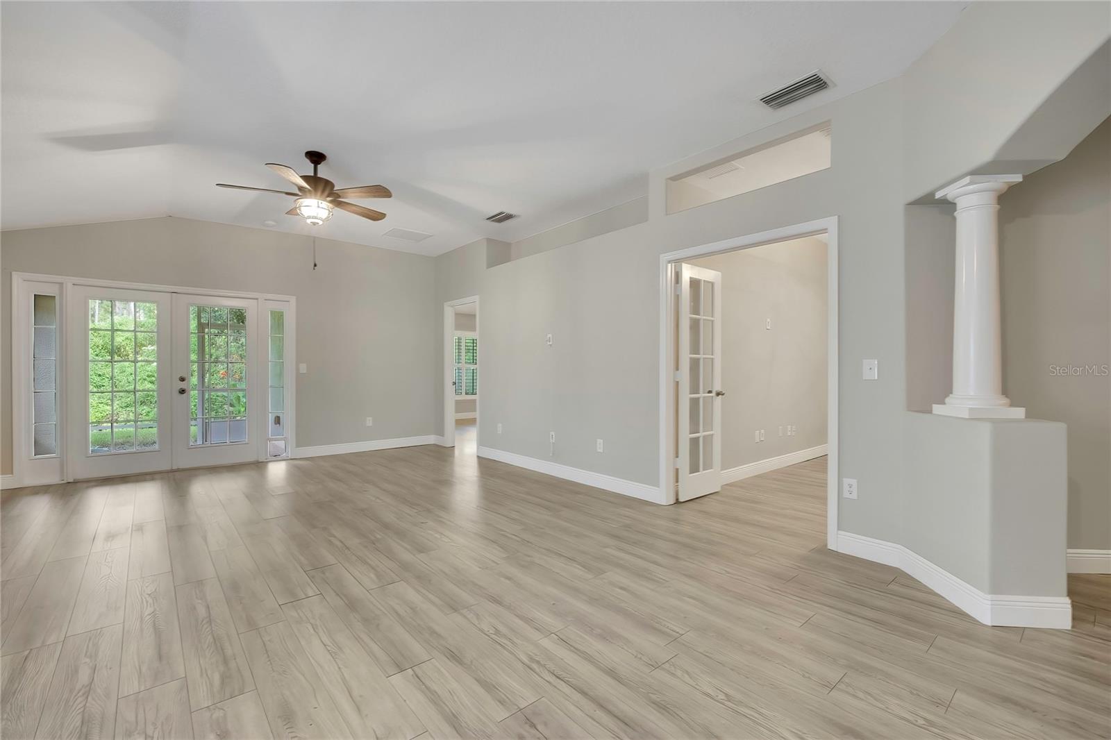2815 TORRANCE DR — photo 15