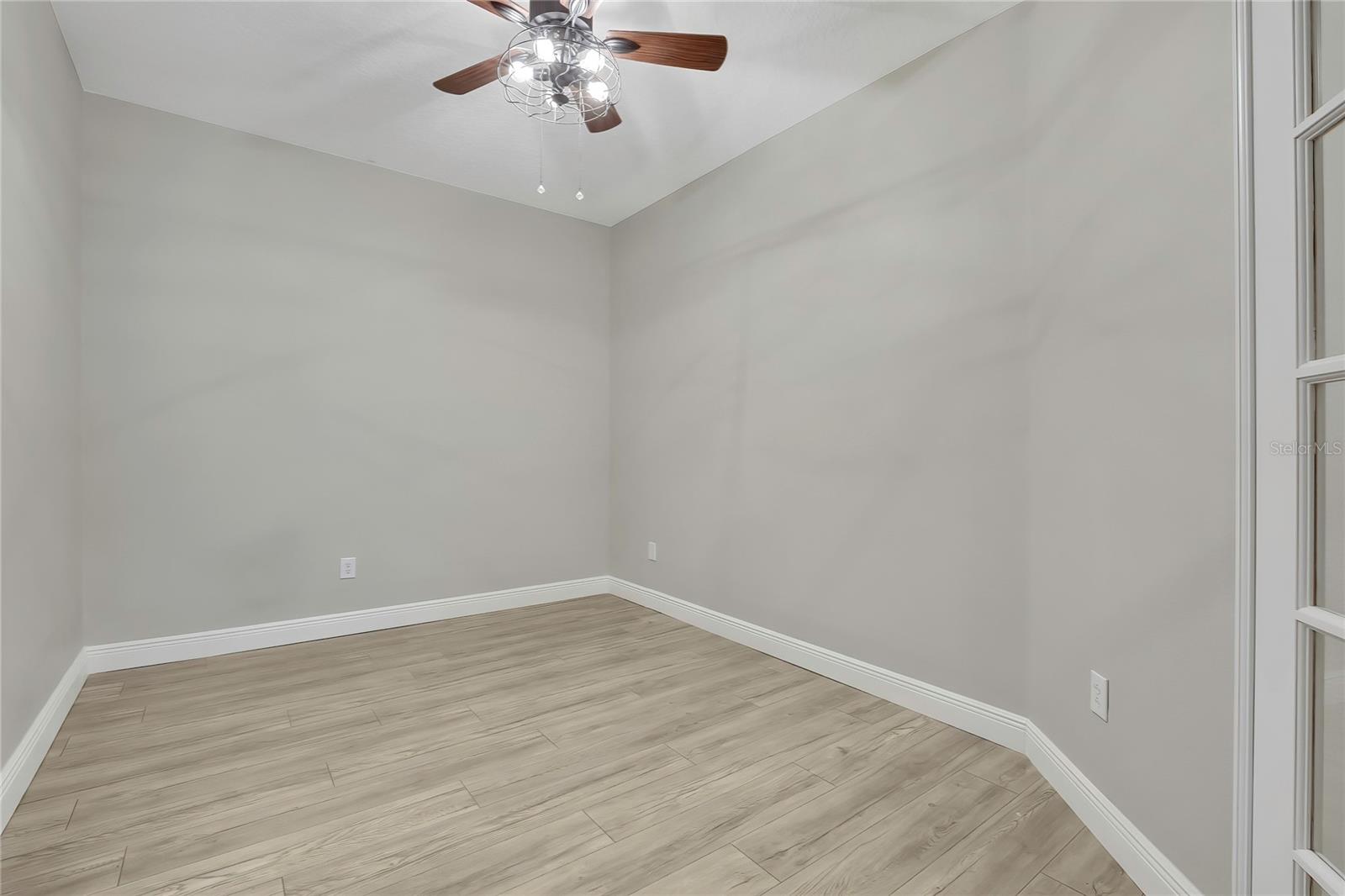 2815 TORRANCE DR — photo 16