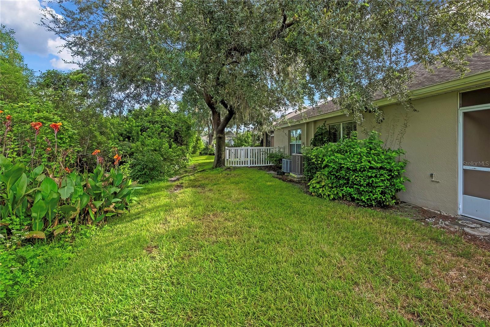 2815 TORRANCE DR — photo 34