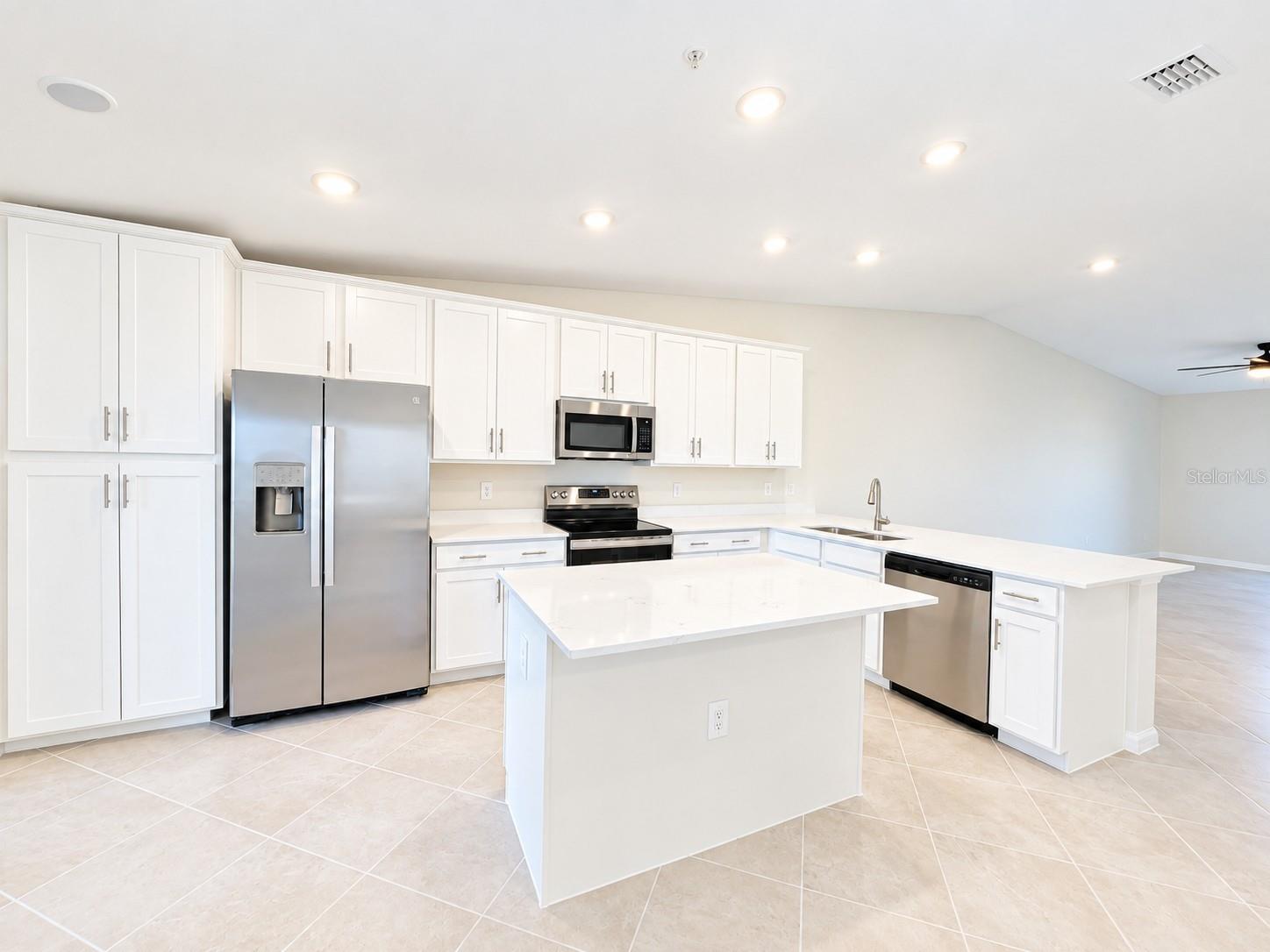 17475 OPAL SAND DR #207 — photo 3