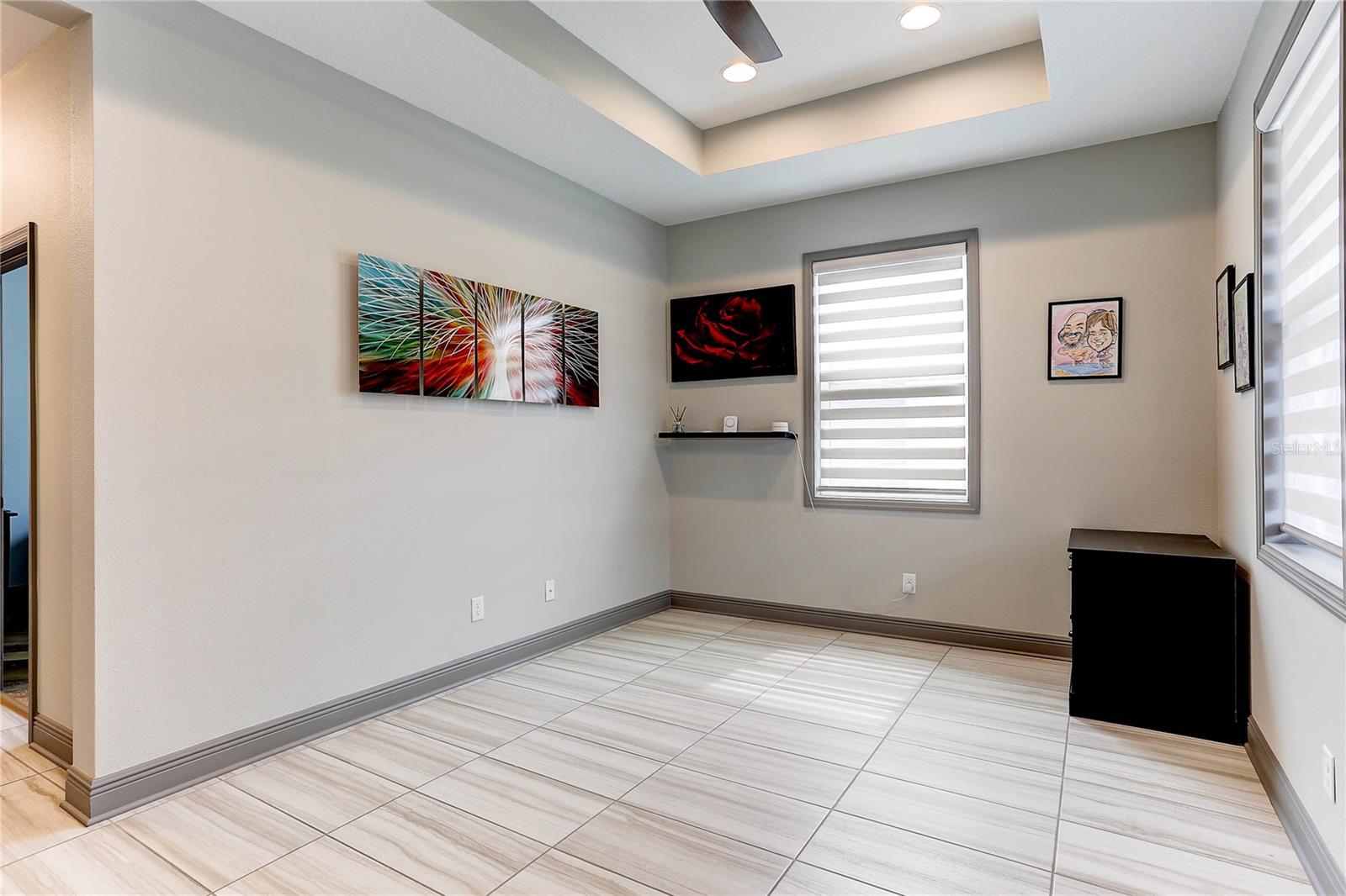 19357 HAWK VALLEY DR — photo 9