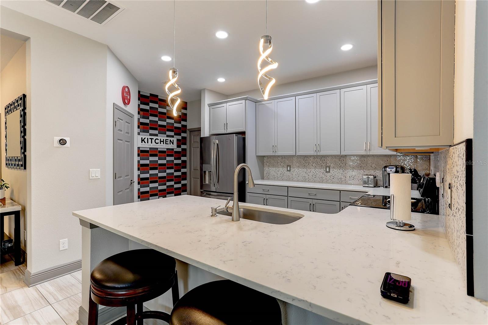 19357 HAWK VALLEY DR — photo 17