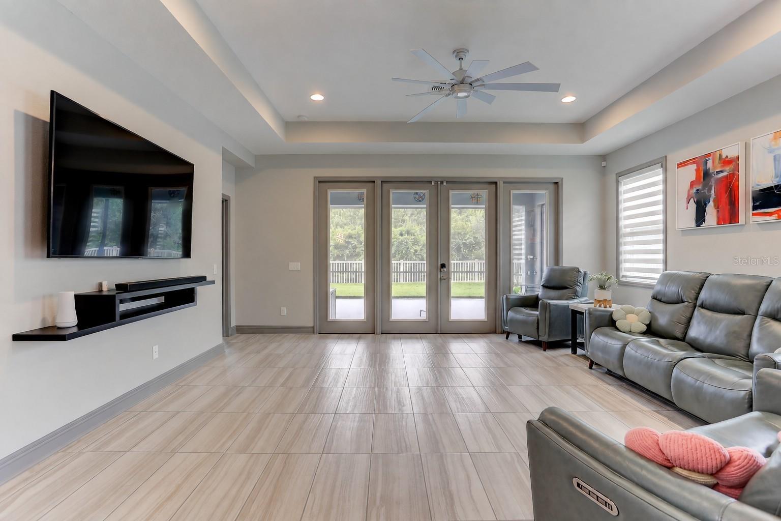 19357 HAWK VALLEY DR — photo 25