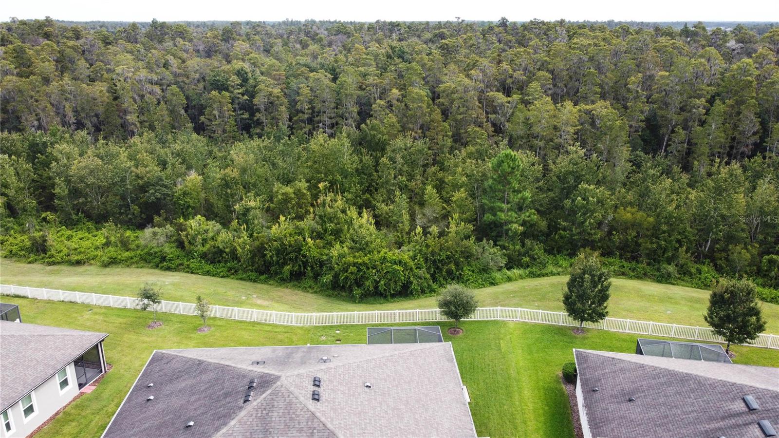19357 HAWK VALLEY DR — photo 3