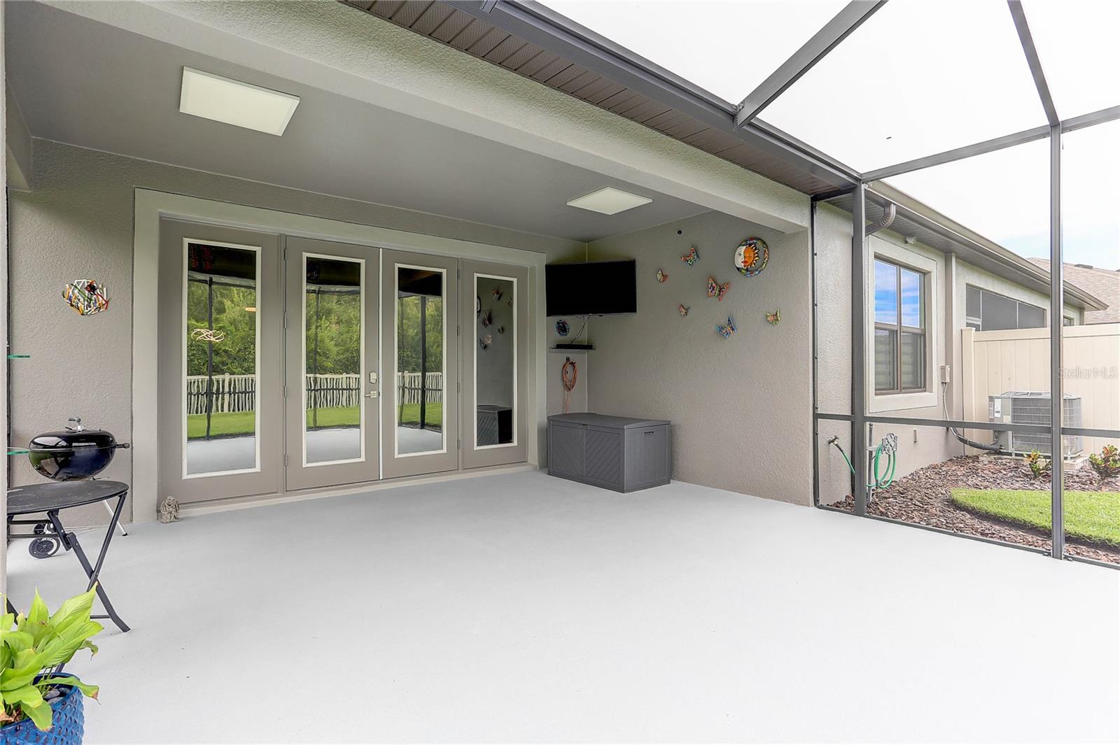 19357 HAWK VALLEY DR — photo 27