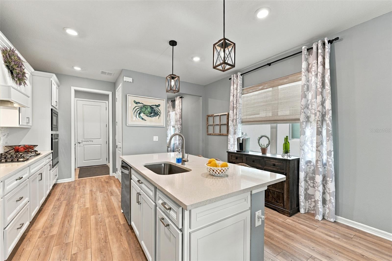 9260 BALLASTER POINTE LOOP — photo 16